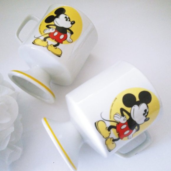 Disney Pedestal Vintage Coffee Mug Set - Picture 8 of 8